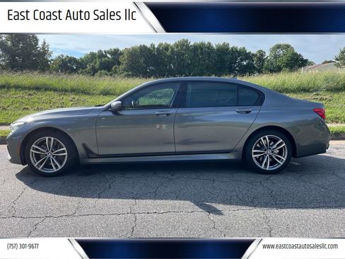 Used 2016 BMW 750i image 2