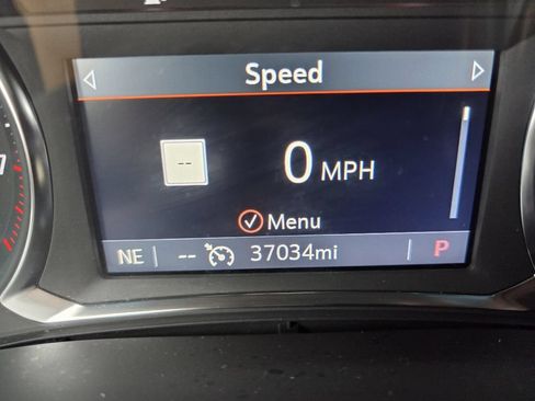 Used 2023 Chevrolet Traverse RS AWD/4WD image 28