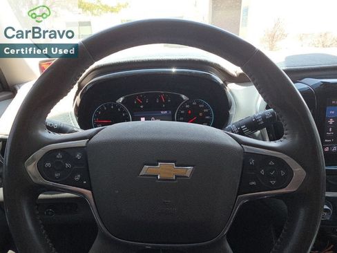 Used 2020 Chevrolet Traverse Premier w/ LPO, Blackout Package AWD/4WD image 19