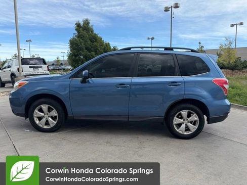 Used 2016 Subaru Forester 2.5i Limited AWD/4WD image 5