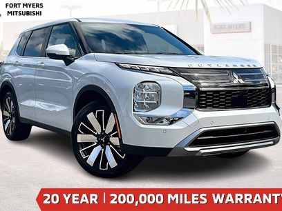 New 2025 Mitsubishi Outlander SE