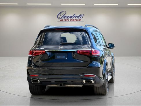 Used 2023 Mercedes-Benz GLS 580 4MATIC image 5