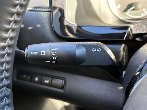 Certified 2025 Nissan Pathfinder SL w/ SL Premium Package image 27