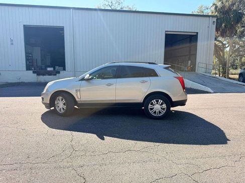 Used 2014 Cadillac SRX FWD image 9