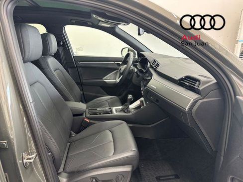 Certified 2025 Audi Q3 2.0T Premium w/ Convenience Package AWD/4WD image 33