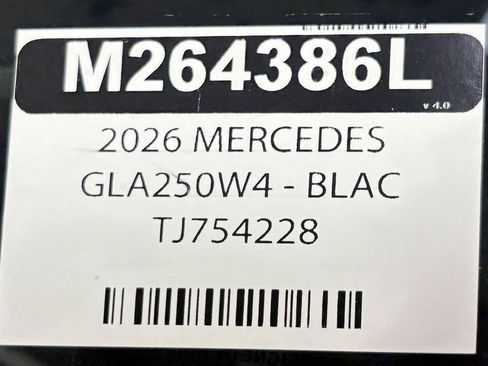 Certified 2026 Mercedes-Benz GLA 250 4MATIC image 32