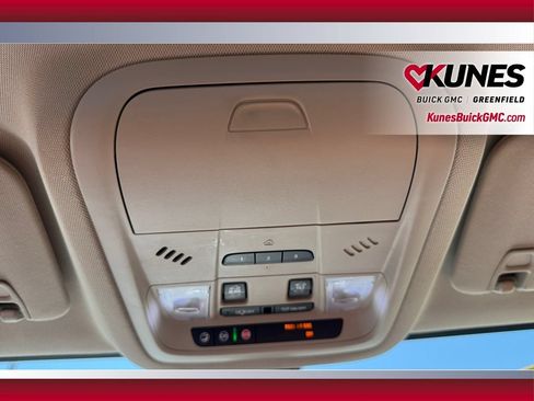 Used 2019 GMC Acadia SLT AWD/4WD image 16