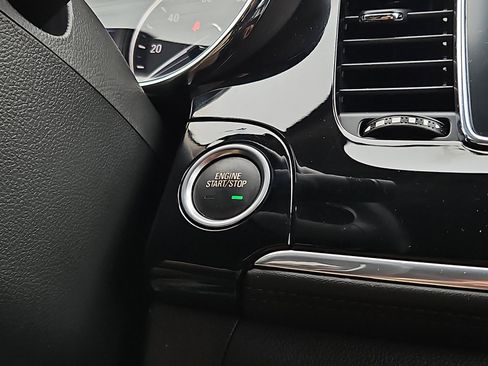 Used 2020 Buick Encore Preferred w/ Safety Package image 22