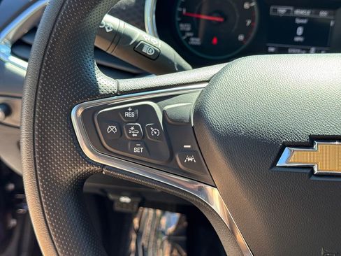 Used 2021 Chevrolet Malibu LT FWD image 25