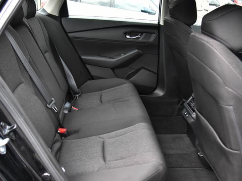 Used 2025 Honda Accord SE image 39