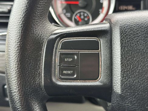 Used 2014 Dodge Grand Caravan SE w/ Quick Order Package 29E SE FWD image 25