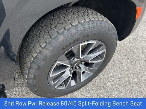 Used 2021 Chevrolet Tahoe Z71 w/ Z71 Signature Package image 21