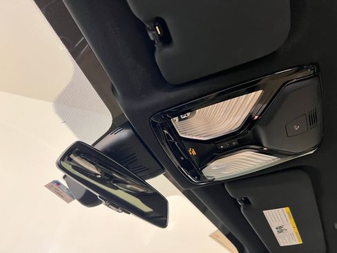 Used 2021 BMW X5 sDrive40i w/ M Sport Package image 19