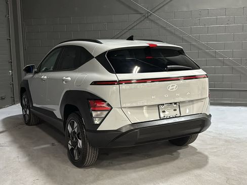 Used 2024 Hyundai Kona SEL w/ Convenience Package AWD/4WD image 6