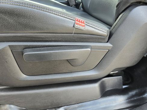 Used 2022 RAM 2500 Tradesman RWD image 23