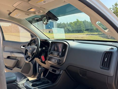 Used 2020 Chevrolet Colorado Z71 AWD/4WD image 33