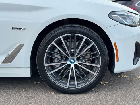 Used 2023 BMW 530e xDrive image 10