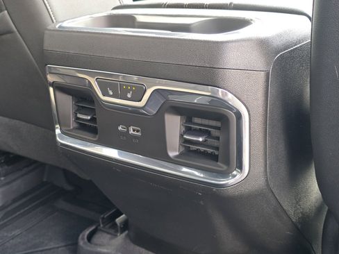 Used 2024 Chevrolet Silverado 1500 High Country w/ High Country Premium Package AWD/4WD image 37
