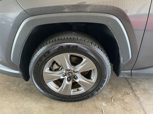 Used 2025 Toyota RAV4 LE image 28