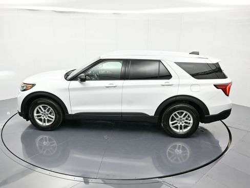 New 2026 Ford Explorer Active image 38