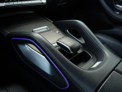 Used 2022 Mercedes-Benz GLE 350 4MATIC w/ Premium Package image 21