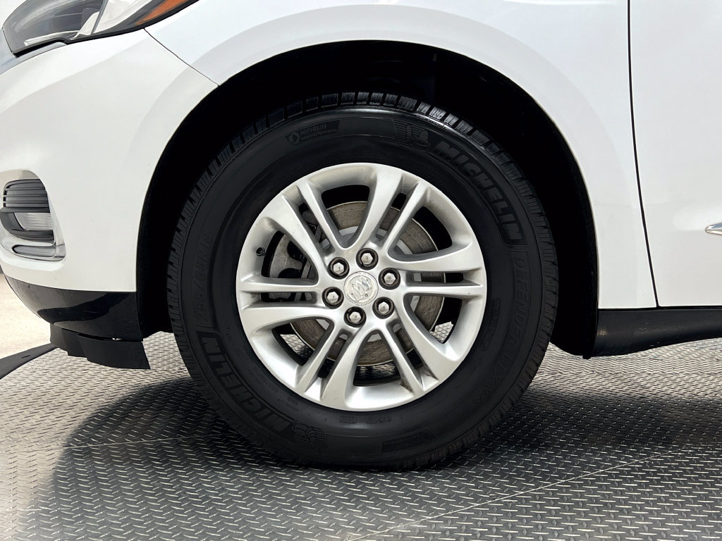 Used 2018 Buick Enclave Essence AWD/4WD image 40