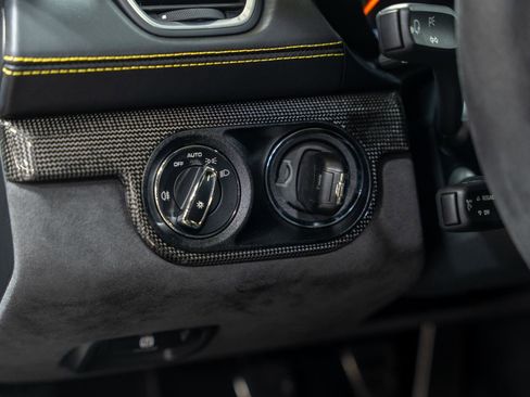 Used 2020 Porsche 718 Cayman GT4 image 93