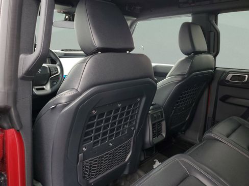 Certified 2025 Ford Bronco Badlands image 12