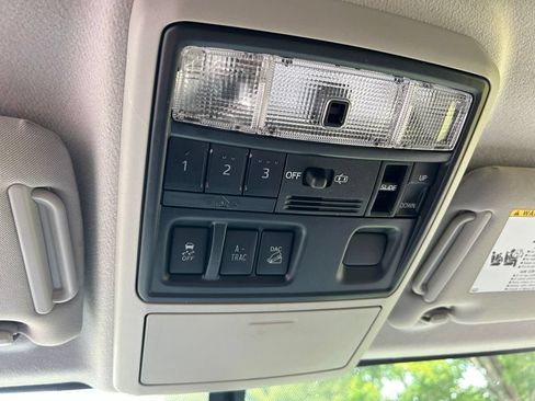 Used 2019 Toyota 4Runner SR5 Premium AWD/4WD image 63