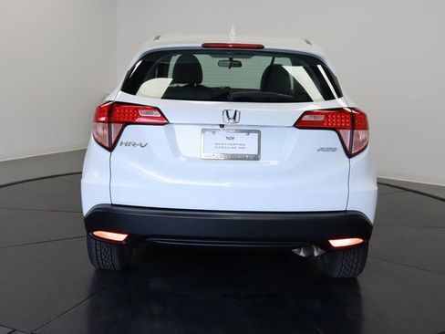 Used 2016 Honda HR-V LX image 4