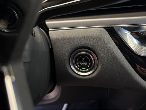 Certified 2024 Cadillac Lyriq Tech RWD image 28