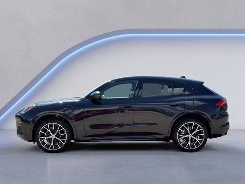 New 2026 Maserati Grecale Modena AWD/4WD image 11