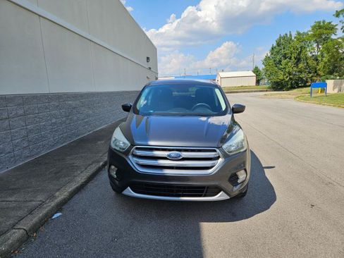 Used 2017 Ford Escape SE AWD/4WD image 3