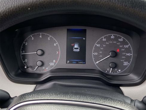 Used 2025 Toyota Corolla Cross L image 34