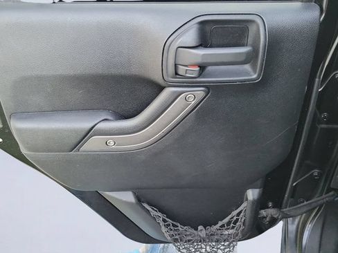 Used 2011 Jeep Wrangler Unlimited Sport AWD/4WD image 12
