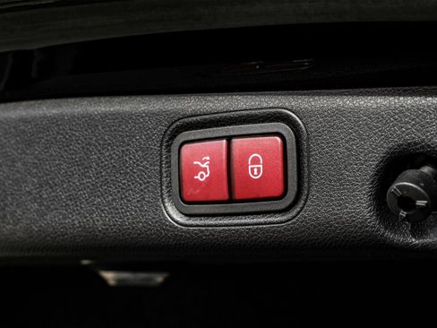 Used 2022 Mercedes-Benz E 350 Sedan image 57