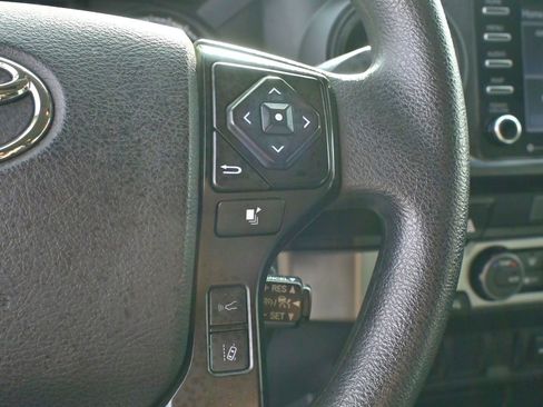 Used 2022 Toyota Tacoma SR image 24