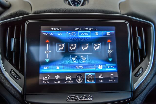 Used 2018 Maserati Ghibli RWD image 19