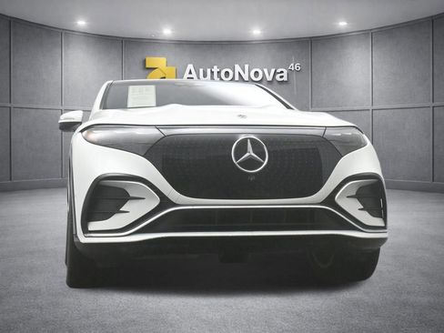 Used 2023 Mercedes-Benz EQS 580 4MATIC SUV image 70