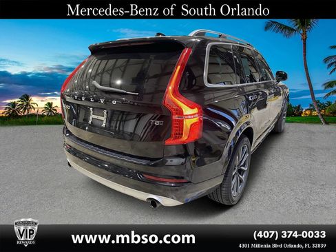 Used 2018 Volvo XC90 T5 Momentum w/ Convenience Package AWD/4WD image 16