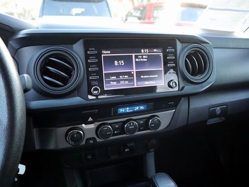 Used 2022 Toyota Tacoma TRD Off-Road image 29