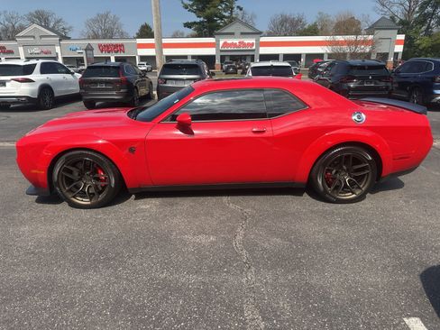 Used 2023 Dodge Challenger SRT Hellcat image 6
