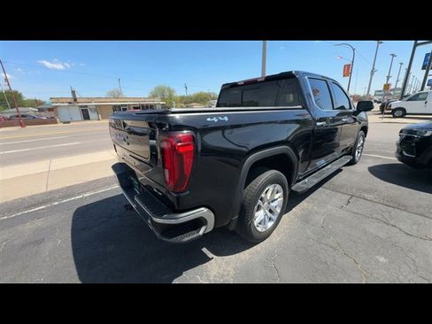 Used 2021 GMC Sierra 1500 SLT w/ SLT Premium Plus Package AWD/4WD image 8