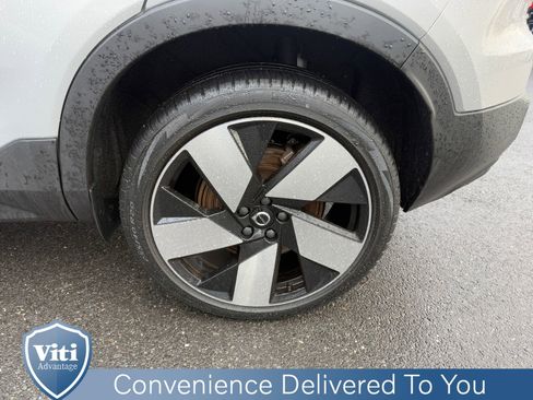 Certified 2023 Volvo C40 P8 Recharge Ultimate image 13