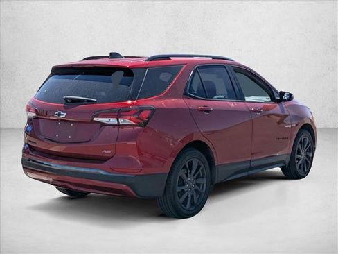 Used 2023 Chevrolet Equinox RS FWD image 5