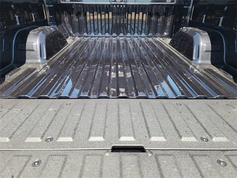 New 2026 GMC Sierra 1500 SLT image 21