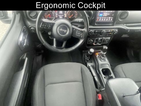 Used 2022 Jeep Wrangler Unlimited Sport AWD/4WD image 11