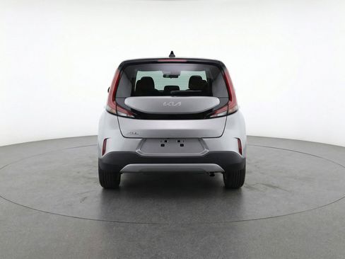 Used 2025 Kia Soul LX w/ LX Technology Package image 7