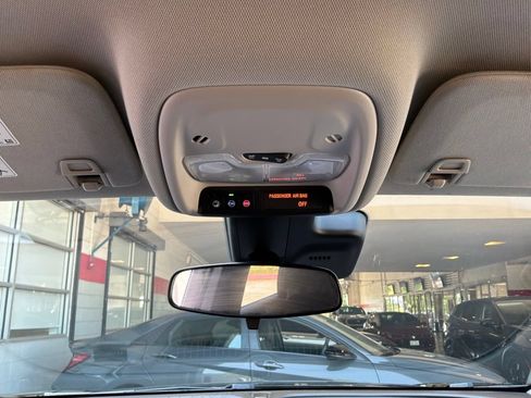 Used 2025 Buick Encore GX Preferred FWD image 14