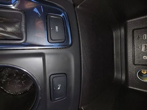 Used 2023 Chevrolet Equinox LT AWD/4WD image 19